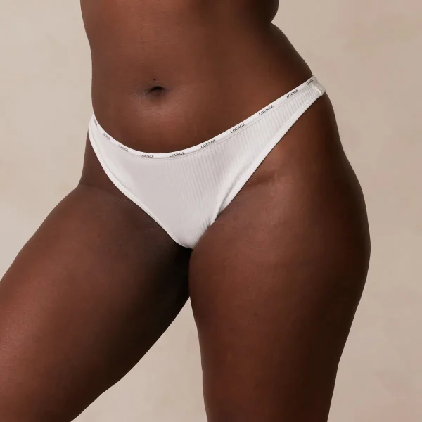 Lounge Underwear So Soft Ribbed String - Blanc Fashion